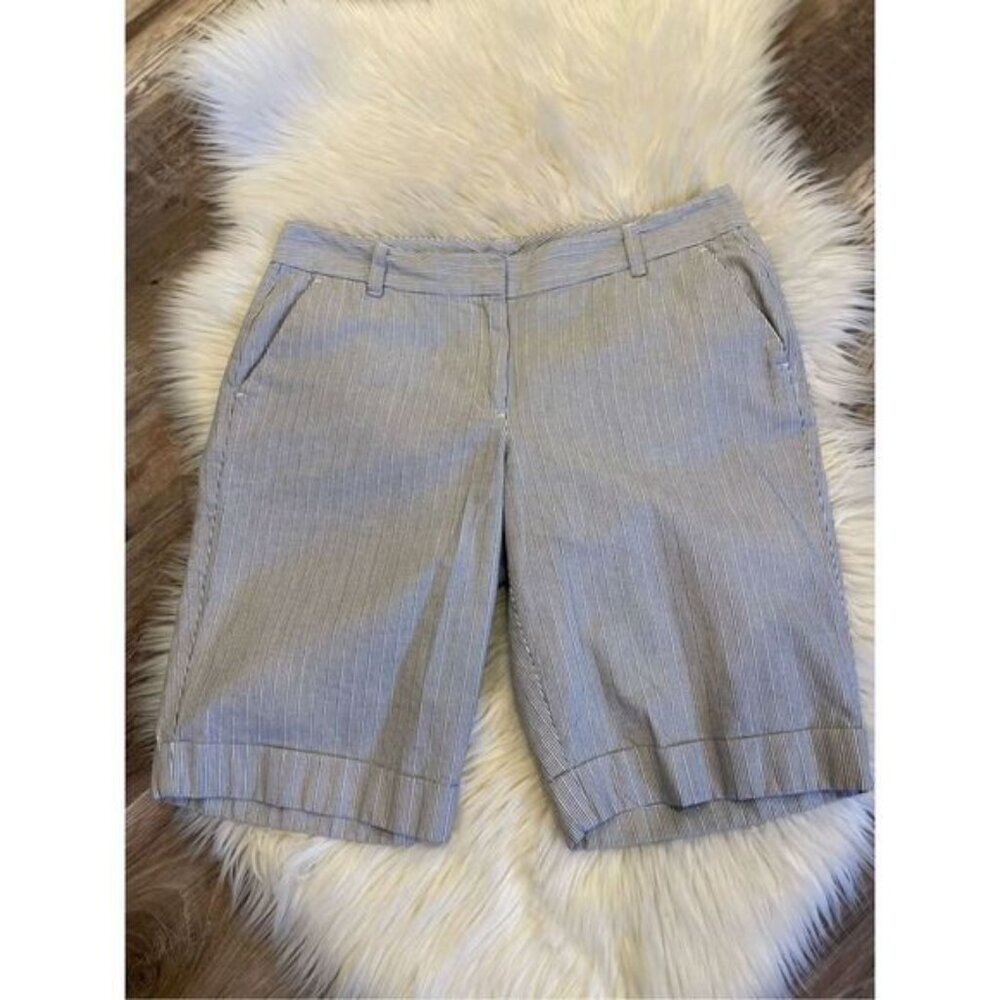 Ann Taylor signature women’s 6 metallic striped Bermuda shorts